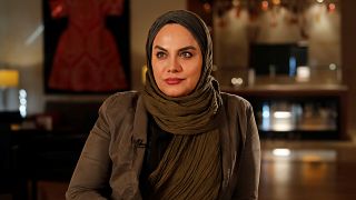 مخرجة إيرانية مرشحة للأوسكار تتحدى ترامب أن يشاهد فيلمها