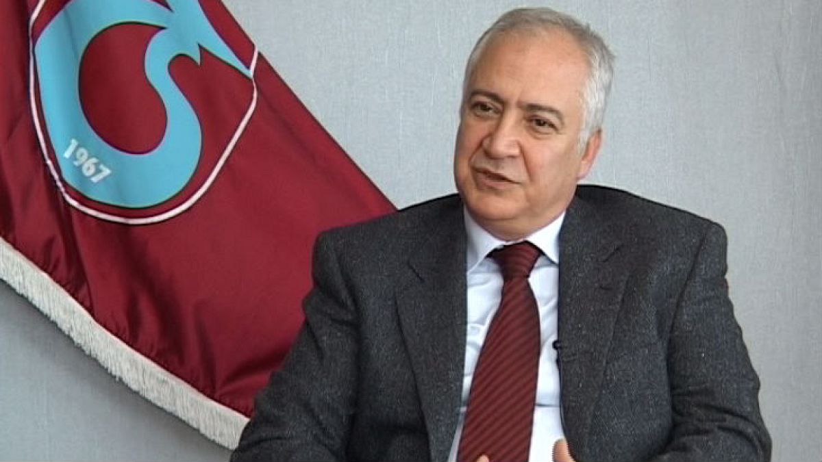 Trabzonspor Divan Kurulu'nda 'Konfüçyüs' ve 'Derin Trabzonspor' tartışması