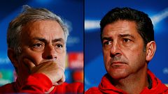 Duelo de "diabos vermelhos" em Old Trafford