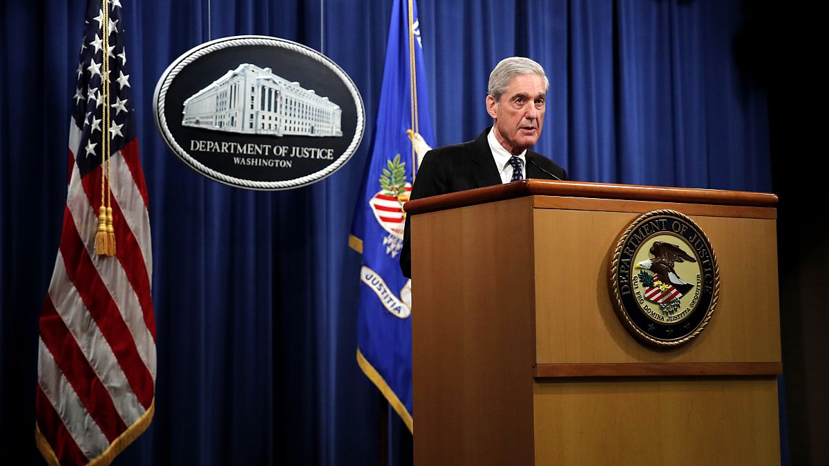 Image: Special Counsel Robert Mueller speaks at the Department of Justice o