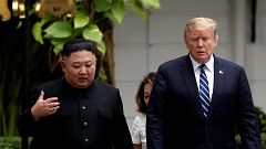 Image: FILE PHOTO: North Korea's leader Kim Jong Un and U.S. President Dona