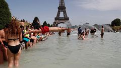 Image: FRANCE-WEATHER-CLIMATE-HEAT-TEMPERATURE-RECORD