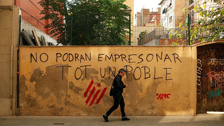 Vida en la "República de Cataluña": emociones fuertes garantizadas