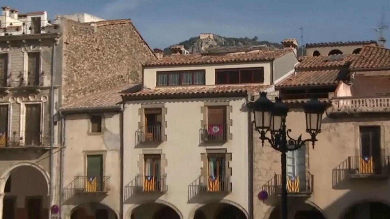 Preocupación en Amer, el pueblo natal de Puigdemont