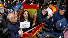 "¡Viva España! ¡Visca Catalunya!"