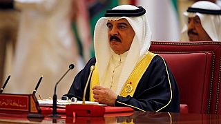 البحرين تفرض تأشيرات دخول على المواطنين والمقيمين القطريين