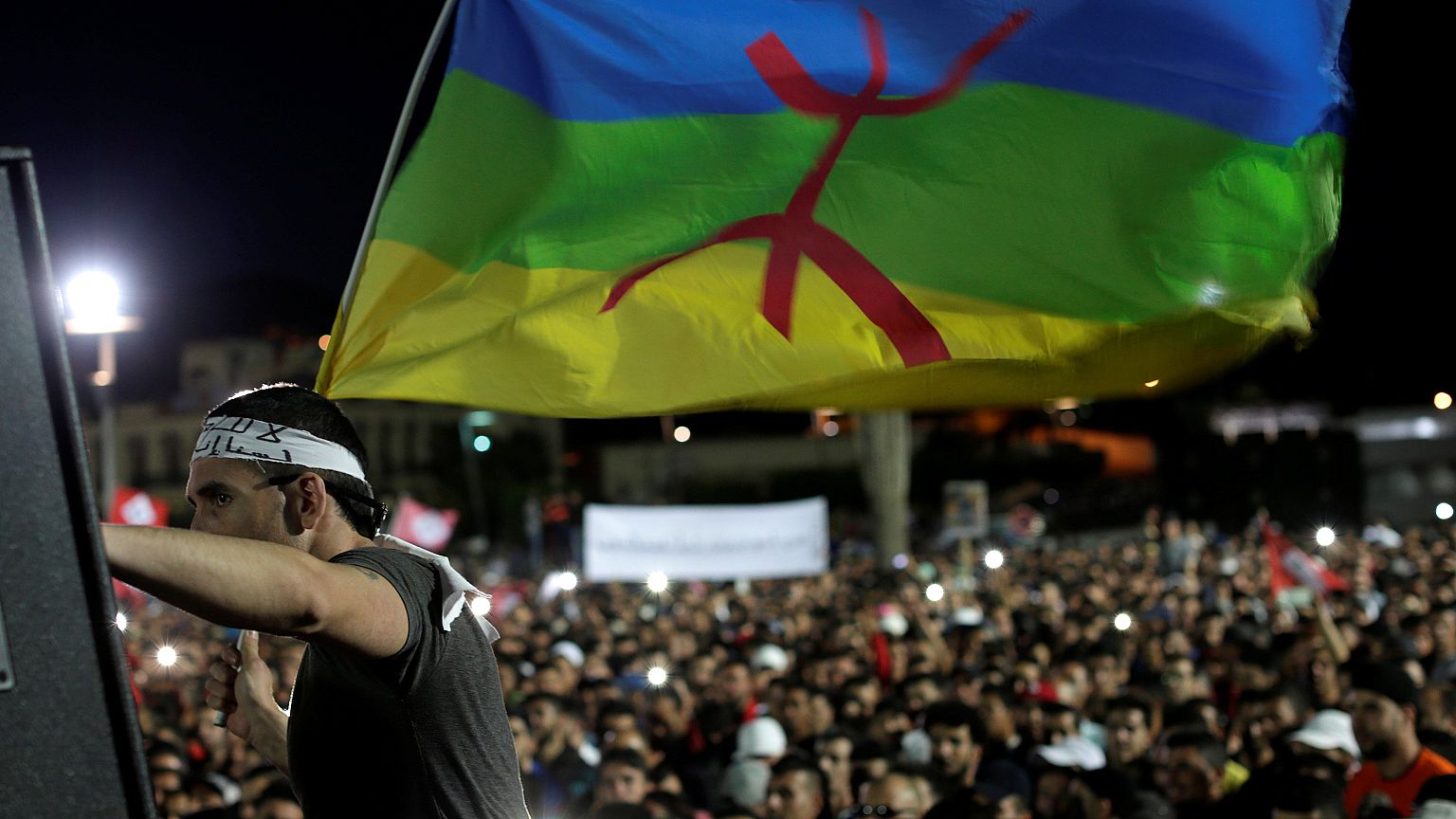 ازمة الحسيمة تدفع شباب الريف المغربي للهجرة إلى أوروبا