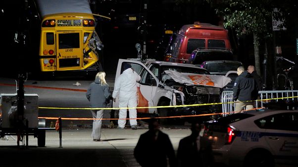 Camion contro la folla a New York: cosa sappiamo finora Camion contro la folla a New York: cosa sappiamo finora