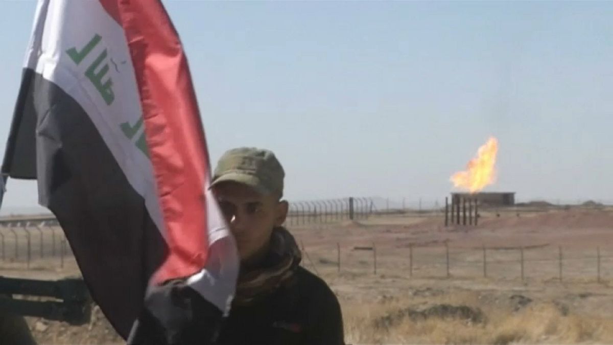Iraki-kurd szembenállás az olaj miatt
