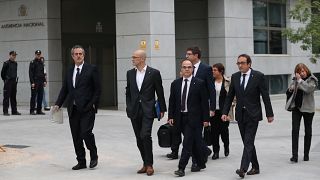 Huit ministres catalans en prison