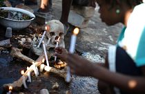 گرامیداشت یاد قربانیان زلزله هائیتی در روز مردگان