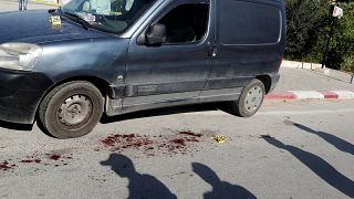 تونس: وفاة أحد الشرطيين المصابين في حادث الطعن