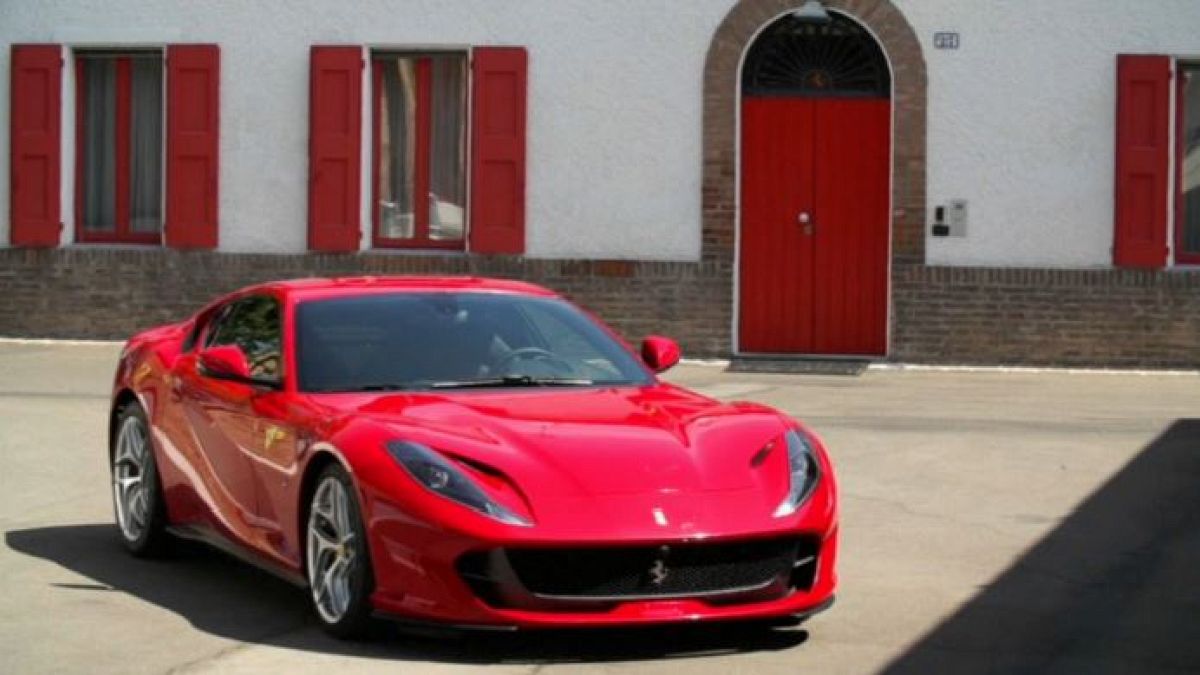 Ferrari: trimestrale record, al rialzo stime 2017
