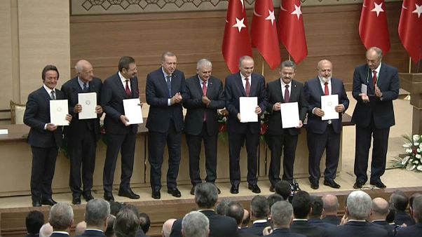 Erdoğan: Üretilecek yerli otomobilin ilk taliplisi benim Erdoğan: Üretilecek yerli otomobilin ilk taliplisi benim
