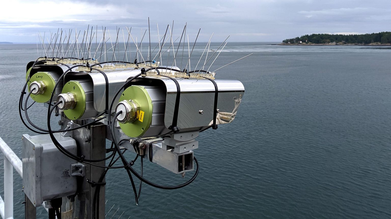Researchers are testing the effectiveness of thermal IR cameras for automat