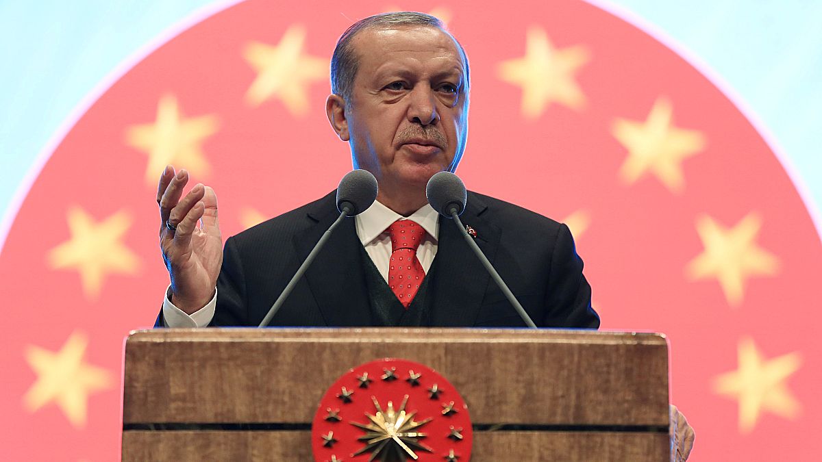 «Όσο κυβερνά ο Ερντογάν, η Τουρκία δεν πρόκειται να γίνει μέλος της ΕΕ»