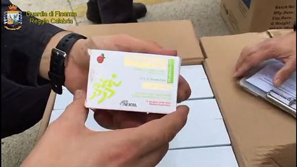 کشف و ضبط حجم بالایی از «مخدر جهادی» در ایتالیا کشف و ضبط حجم بالایی از «مخدر جهادی» در ایتالیا