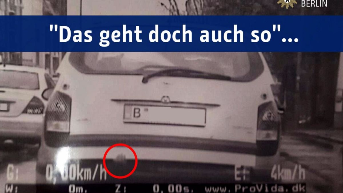 Kind im Kofferraum #gehtnicht - Polizei Berlin mahnt Eltern auf Twitter