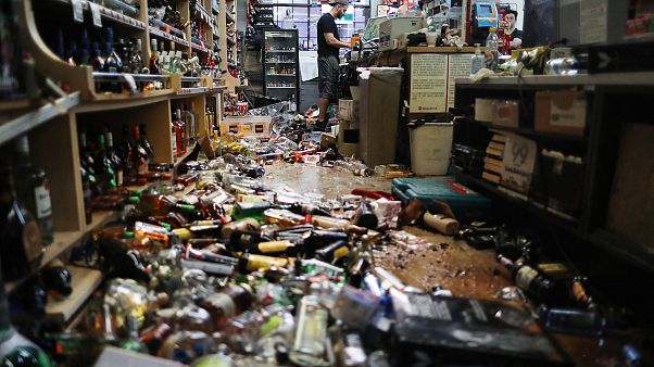 Image: Southern California earthquake Image: Southern California earthquake