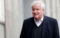 Junge Union fordert Rücktritt von Parteichef Seehofer