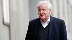 Junge Union fordert Rücktritt von Parteichef Seehofer