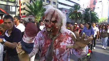 Meksika sokaklarında 'zombi işgali'