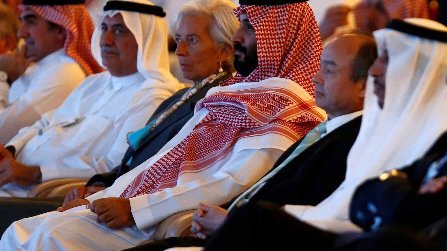 ولي العهد السعودي يشدد قبضته على السلطة بالاعتقالات