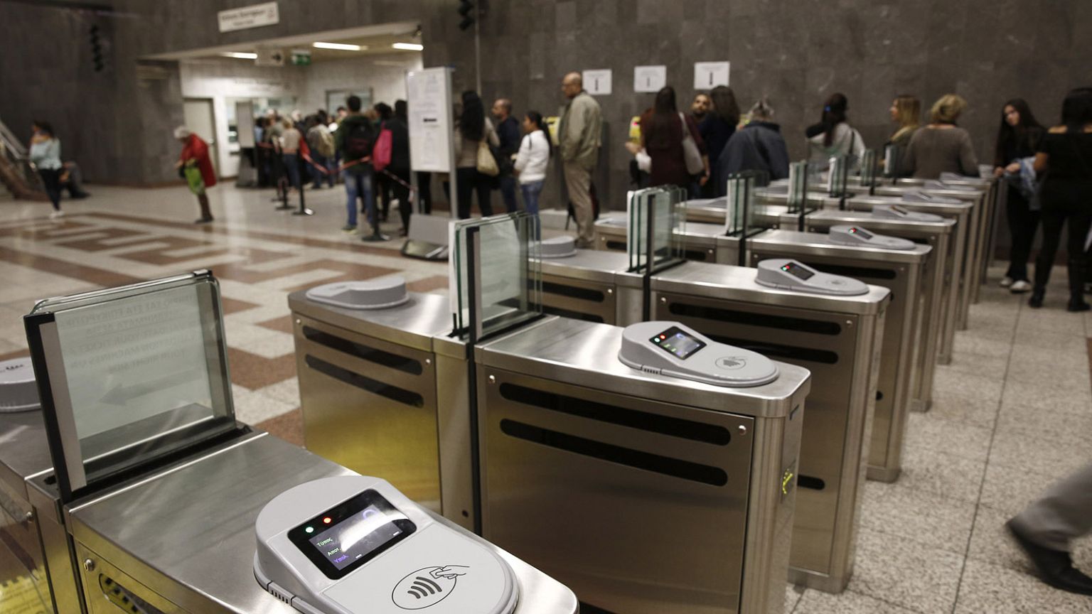 Ελλάδα: Ηλεκτρονικά διόδια και πληρωμή με το...χιλιόμετρο!