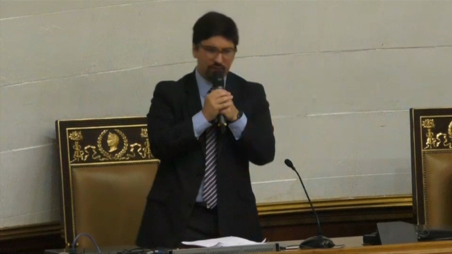 El opositor venezolano Freddy Guevara, refugiado en la embajada chilena