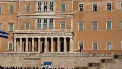 «Η Ελλάδα φαίνεται ότι βγαίνει από την κρίση»