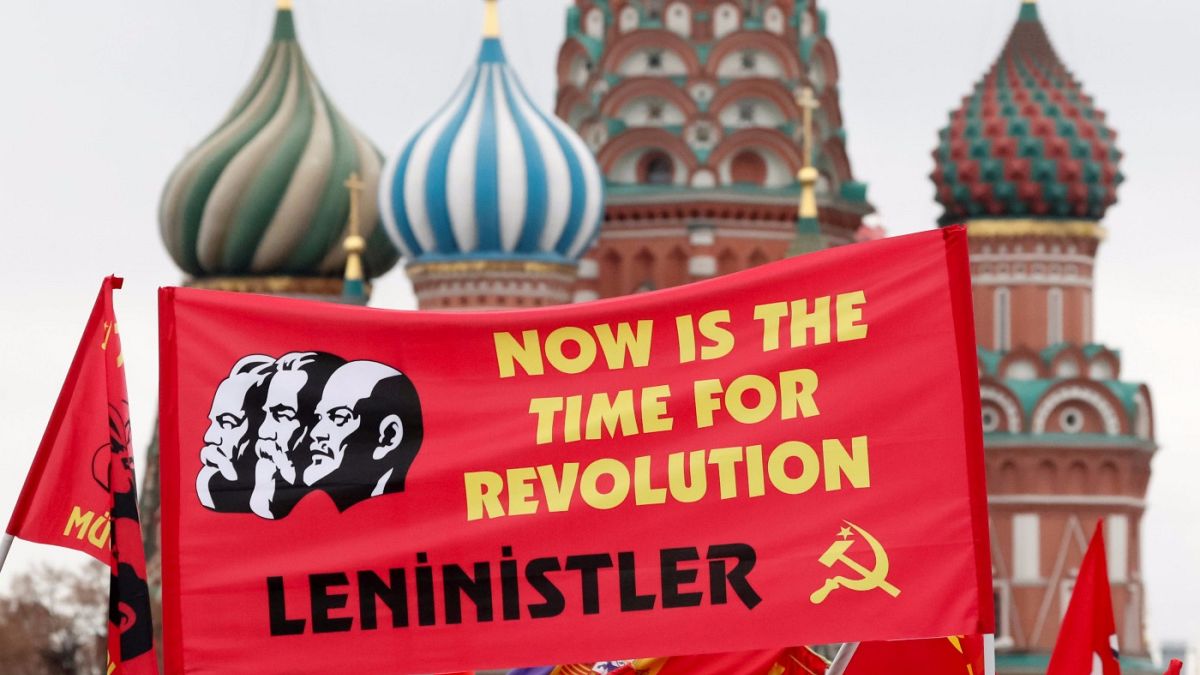 Ρωσία: Ένας αιώνας από την Οκτωβριανή Επανάσταση