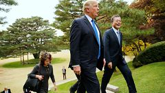 Trump'a 'orta parmağını' gösteren kadın işinden kovuldu