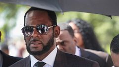 Image: R Kelly Returns To Court For Hearing On Aggravated Sexual Abuse Char
