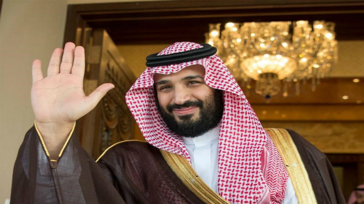 بن سلمان: تزويد إيران الحوثيين بالصواريخ عدوان عسكري مباشر
