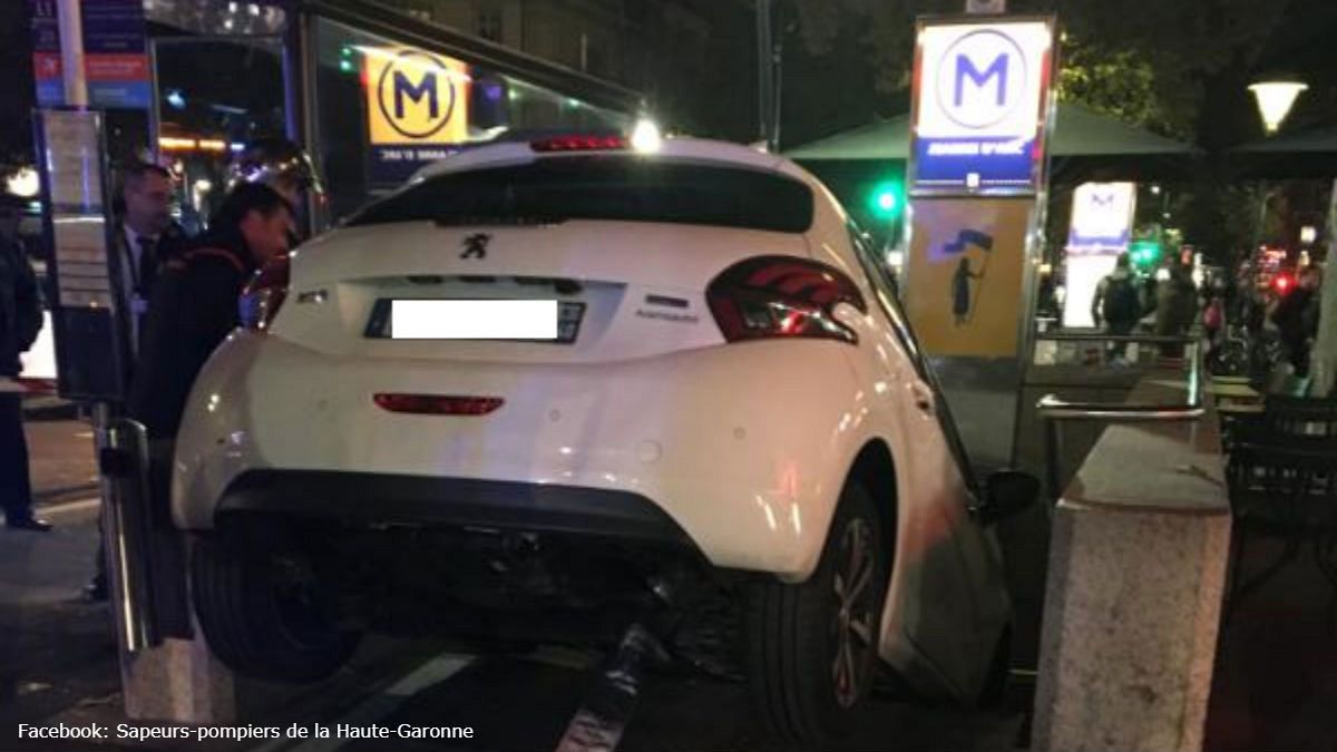 فرانسه؛ راننده‌ای که ایستگاه مترو را با پارکینگ اشتباه گرفت