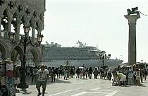 Venedik'e turist taşıyan gemilerin girişi yasaklandı