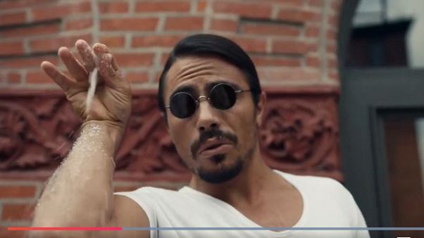 Nusret Gökçe Google'ın Pixel 2 reklamında oynadı Nusret Gökçe Google'ın Pixel 2 reklamında oynadı