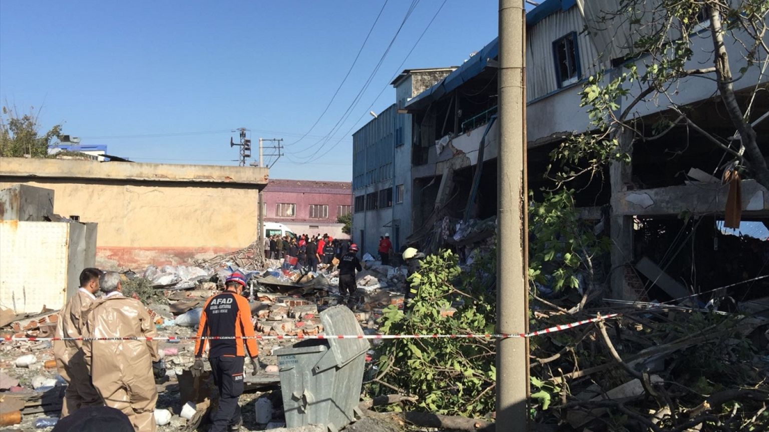 Bursa'da iplik-boya fabrikasında patlama: 5 ölü, 4 yaralı