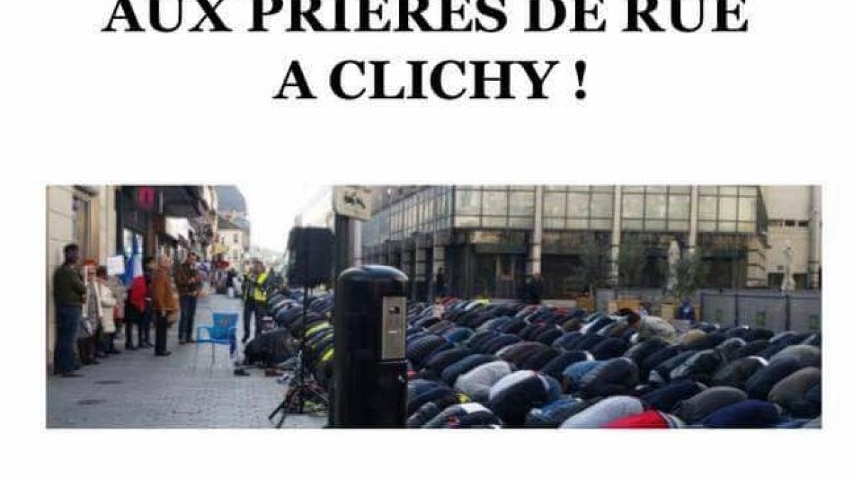 مسلمون يصلون في الشارع بباريس وسط احتجاجات العلمانيين