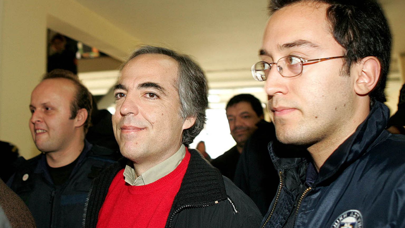 Βγήκε από τη φυλακή ο Δημήτρης Κουφοντίνας
