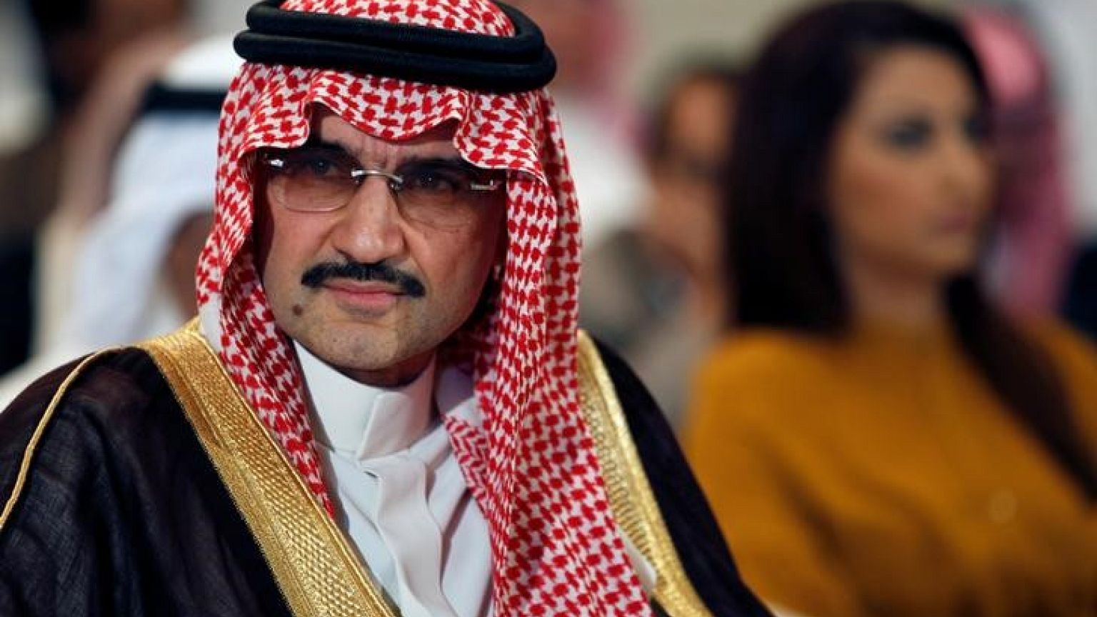 الإمارات تطلب من البنوك معلومات عن حسابات 19 سعوديا
