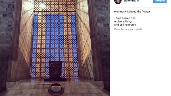 Elon Musk Anıtkabir'de: Üç kırık kaburga, bir delik akciğer ama yine de savaştı" Elon Musk Anıtkabir'de: Üç kırık kaburga, bir delik akciğer ama yine de savaştı"