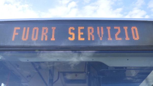 Sindacati di base in sciopero, città in tilt Sindacati di base in sciopero, città in tilt
