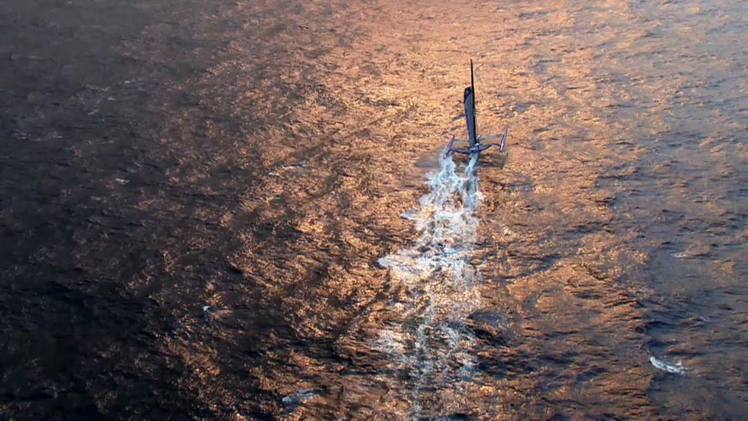 Weltrekordversuch: Im Trimaran um die Welt