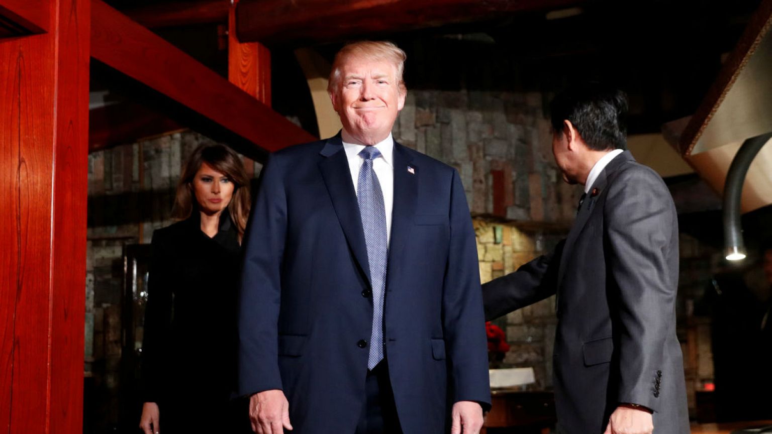 Bloss kein roher Fisch - Was isst Donald Trump in Asien?