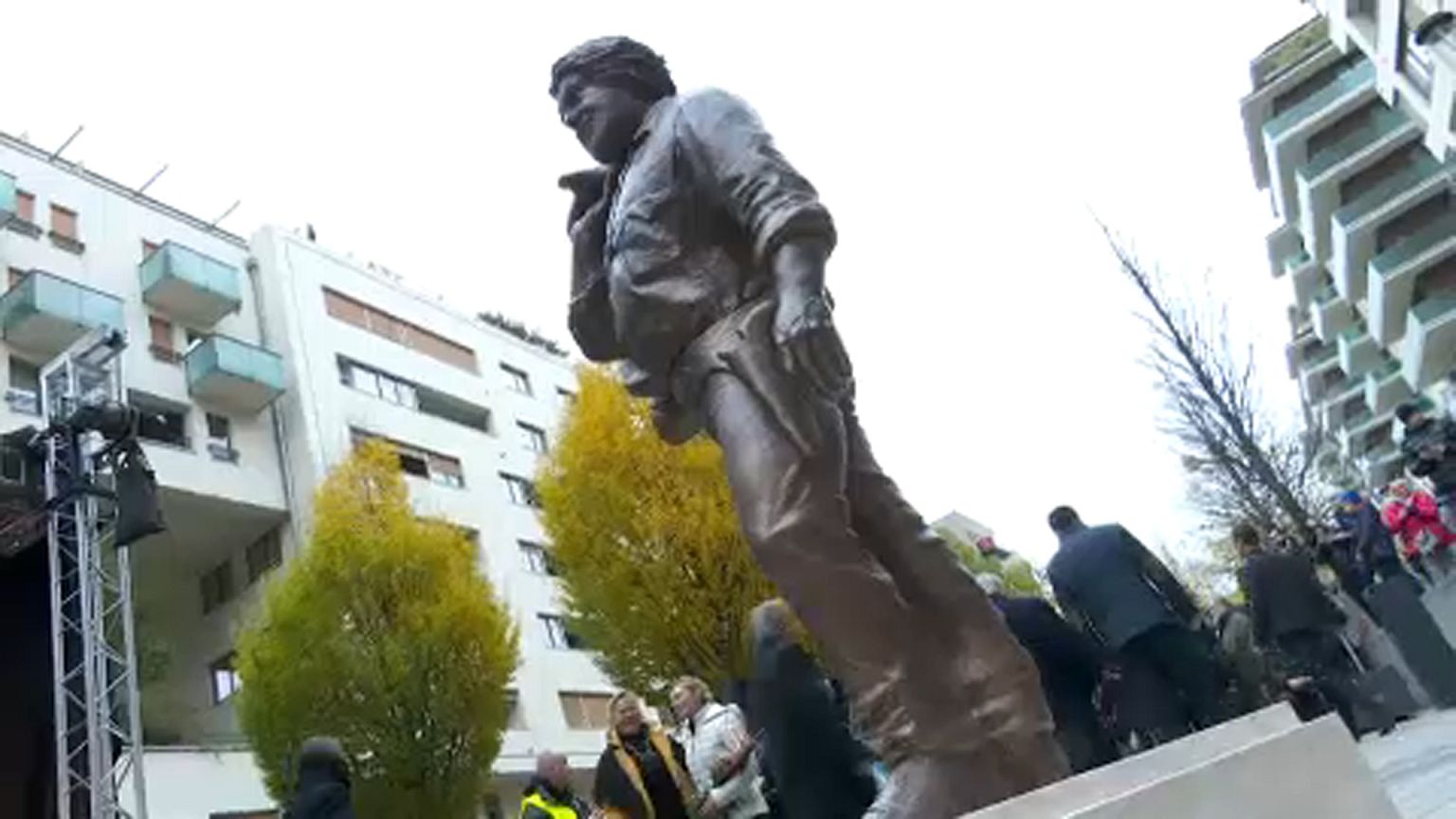 Szobrot kapott Bud Spencer Budapesten