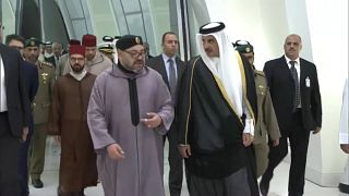 العاهل المغربي يتدخل لحل أزمة الخليج