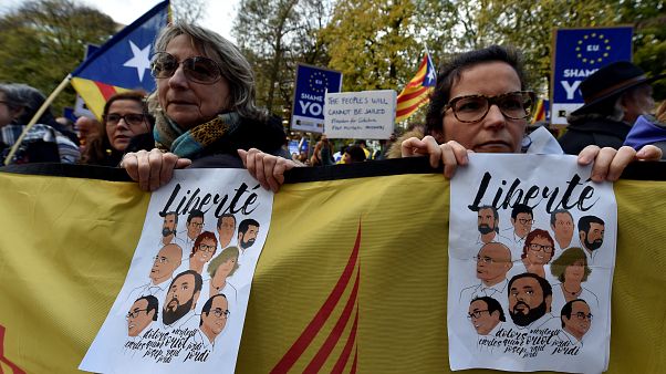 Catalães protestam em Bruxelas Catalães protestam em Bruxelas