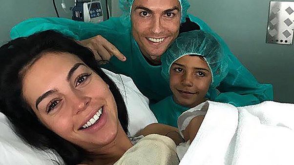 Baby Nr. 4 für Cristiano Ronaldo: Tochter Alana geboren Baby Nr. 4 für Cristiano Ronaldo: Tochter Alana geboren