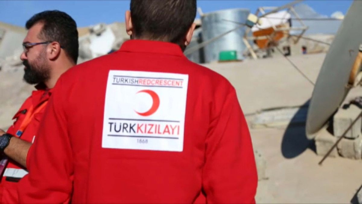Türkiye'den depremzedelere yardım eli